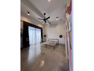 For Rent - 1A Swan Lake Ave