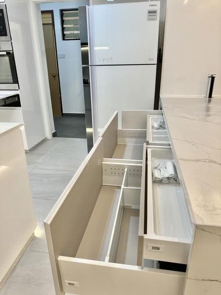 Pinevale, 6 Tampines Street 73, Pasir Ris / Tampines, 3 Bedrooms, 1,282 sqft, Condominium For Rent, by Esther Low, 25329678 - PropertyGuru.com.sg