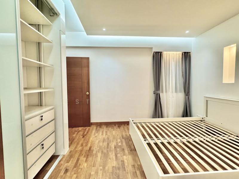 Pinevale, 6 Tampines Street 73, Pasir Ris / Tampines, 3 Bedrooms, 1,282 sqft, Condominium For Rent, by Esther Low, 25329678 - PropertyGuru.com.sg