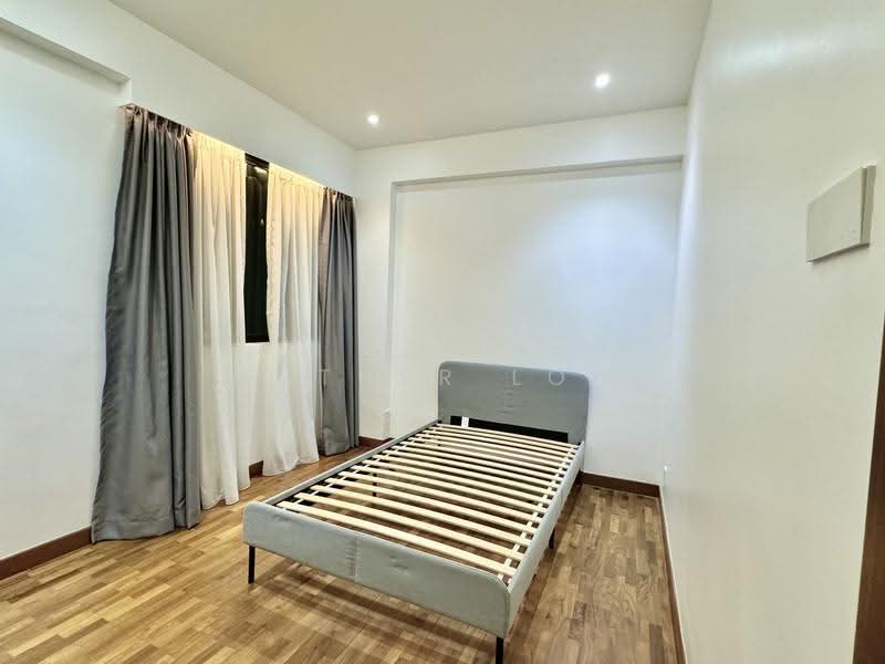 Pinevale, 6 Tampines Street 73, Pasir Ris / Tampines, 3 Bedrooms, 1,282 sqft, Condominium For Rent, by Esther Low, 25329678 - PropertyGuru.com.sg