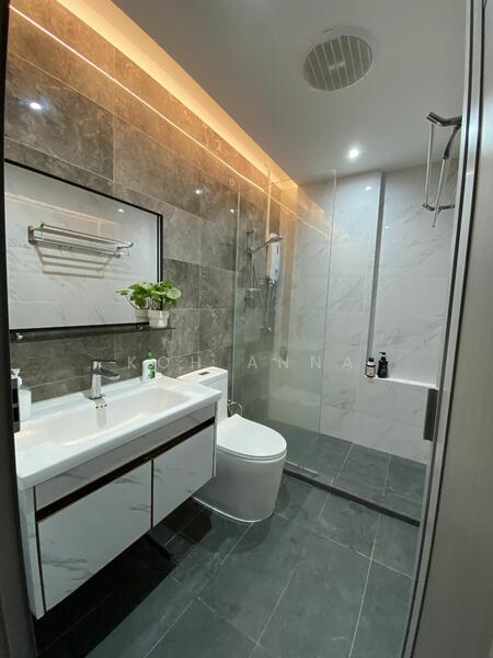 For Rent - People's Park Complex