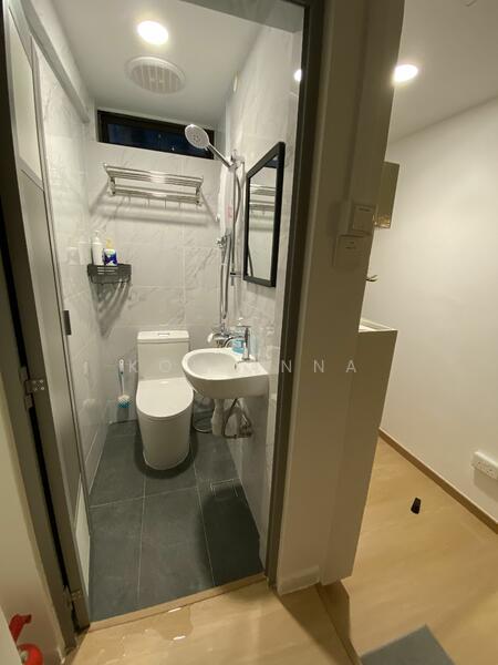 For Rent - People's Park Complex