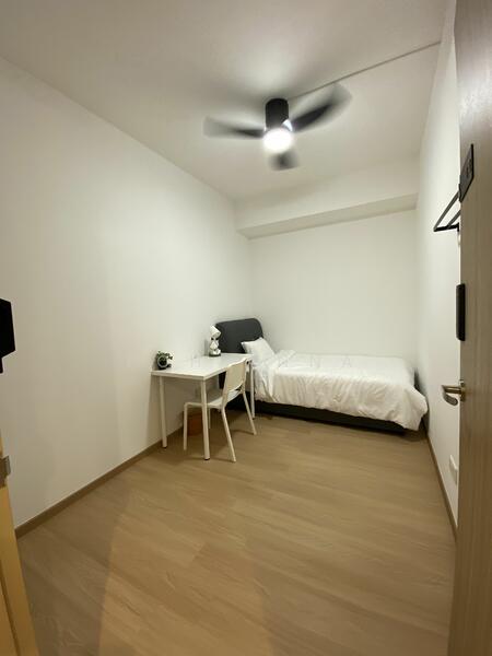 For Rent - People's Park Complex