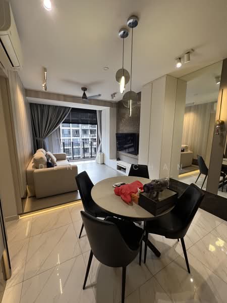Le Quest, 10 Bukit Batok Street 41, 4 Bedrooms, 1,130 sqft, Condominium For Rent, by Dennis Chan, 25330562 - PropertyGuru.com.sg