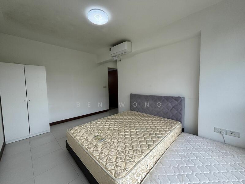For Rent - 572B Woodlands Avenue 1