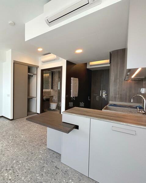 For Rent - One Pearl Bank