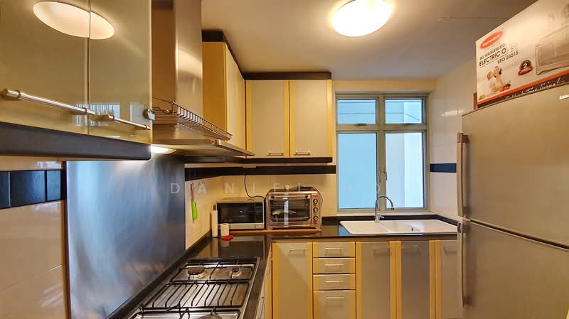 Gloucester Mansions, 10 Newton Road, 2 Bedrooms, 904 sqft, Condominium For Rent, by Daniel Ho, 25331294 - PropertyGuru.com.sg