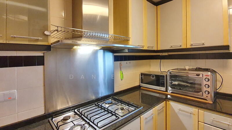 Gloucester Mansions, 10 Newton Road, 2 Bedrooms, 904 sqft, Condominium For Rent, by Daniel Ho, 25331294 - PropertyGuru.com.sg