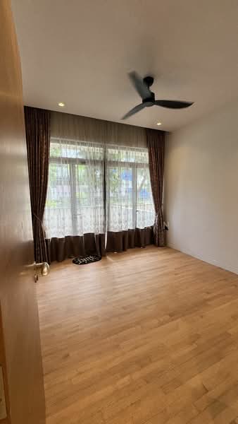 The Loft, 22 Nassim Hill, 2 Bedrooms, 1,625 sqft, Condominium For Sale, by Tom Tan, 25331518 - PropertyGuru.com.sg