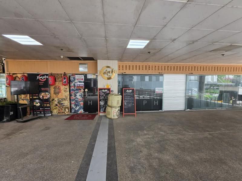 Golden Mile Tower, 6001 Beach Road, Beach Road / Bugis / Rochor, 1,636 sqft, Other Retail For Rent, by Anthony Phey, 25332135 - Exterior - CommercialGuru.com.sg