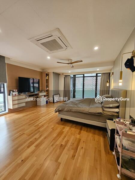 For Sale - Multi-Generational Detached In Bedok/Upp Changi Vicinity!