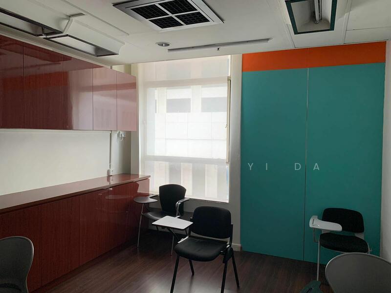 Peninsula Shopping Centre, 3 Coleman Street, 355 sqft, Mall Shop For Sale, by Eric Leong Yi Da, 25332921 - CommercialGuru.com.sg