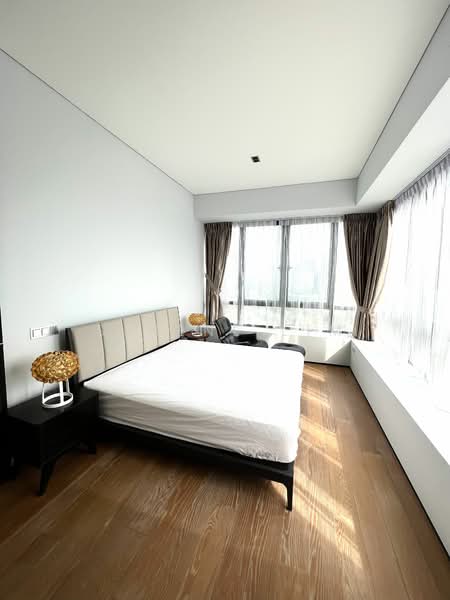 For Rent - OUE Twin Peaks