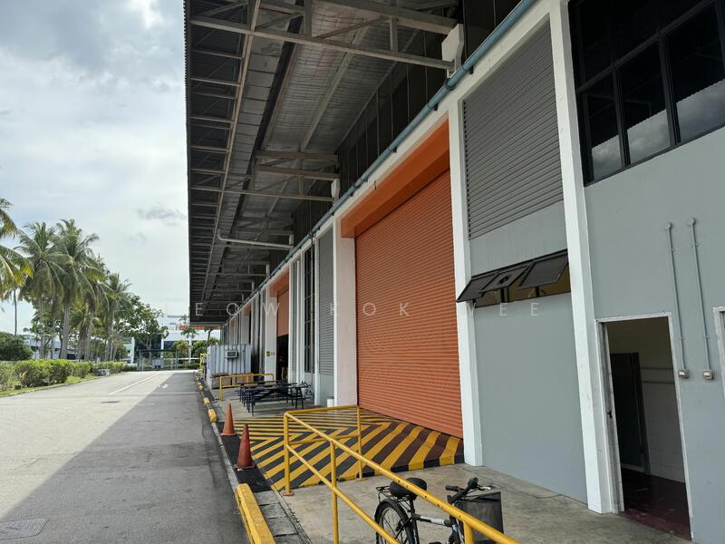 10m high Warehouse Oil gas & Marine Trade, Loyang, 13,000 sqft, Warehouse For Rent, by Leow Kok Wee, 25333085 - CommercialGuru.com.sg