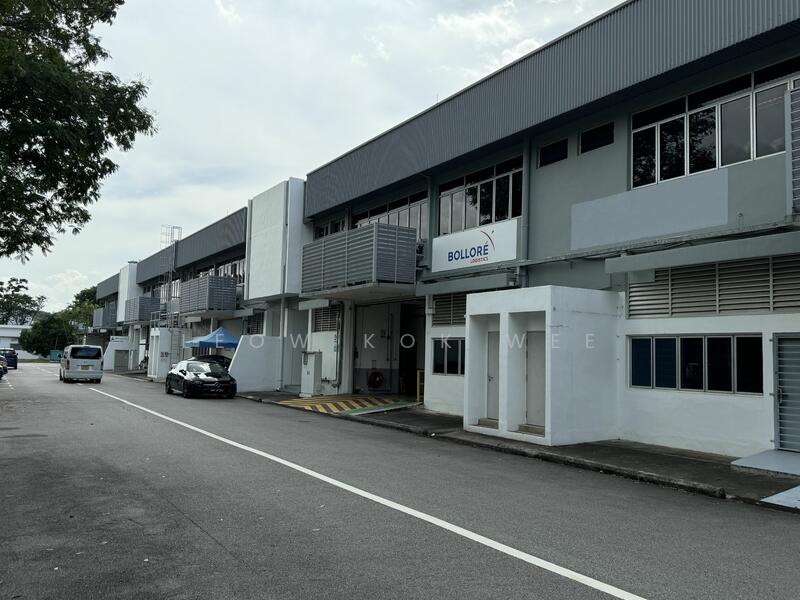 10m high Warehouse Oil gas & Marine Trade, Loyang, 13,000 sqft, Warehouse For Rent, by Leow Kok Wee, 25333085 - CommercialGuru.com.sg