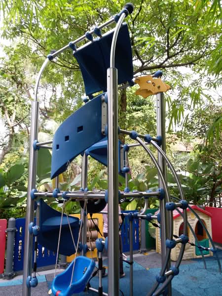 Holland Residences, 5 Taman Warna, 2 Bedrooms, 980 sqft, Condominium For Rent, by Anand Ganesan, 25333517 - PropertyGuru.com.sg