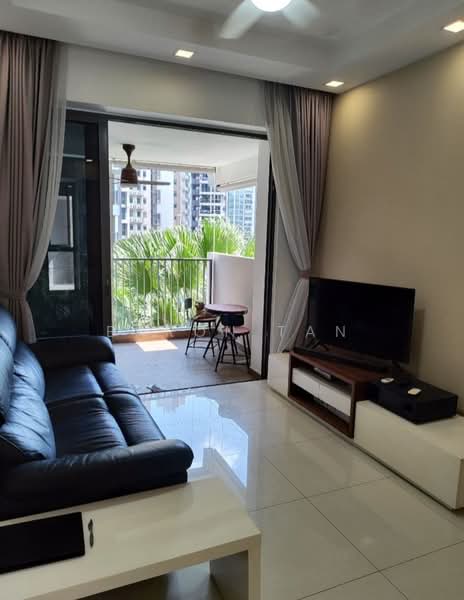 Riverbank at Fernvale, 13 Fernvale Close, 3 Bedrooms, 1,044 sqft, Condominium For Rent, by Baron Tan 陈鼎超, 25333714 - PropertyGuru.com.sg