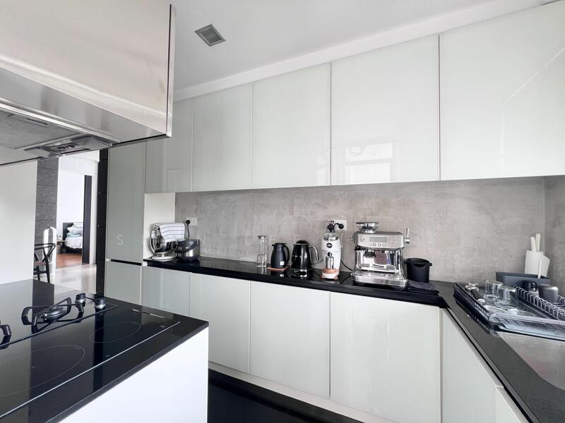 For Rent - The Trumps