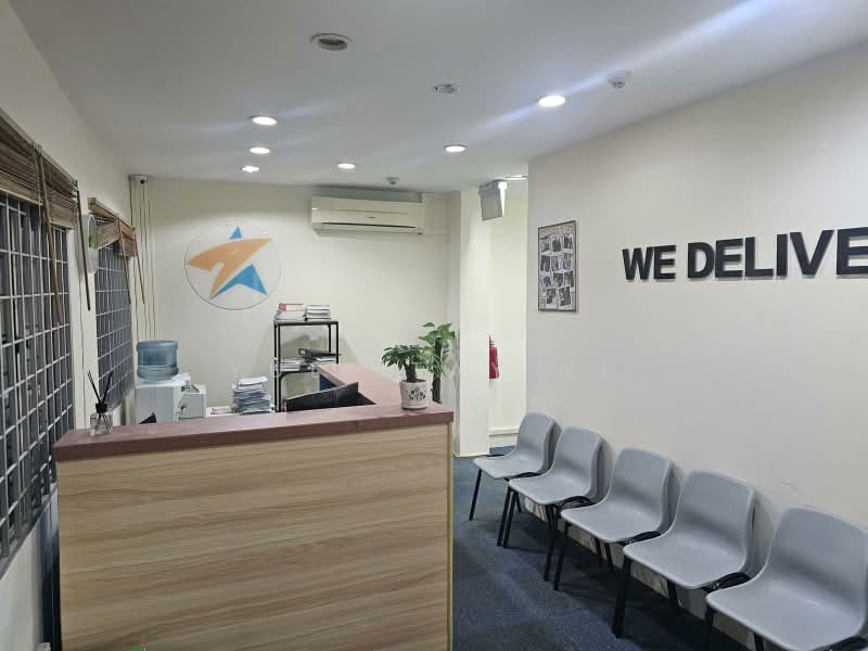 Goldhill Plaza, 1 Goldhill Plaza, 1,240 sqft, Office For Rent, by Yuli Tay YL, 25334108 - CommercialGuru.com.sg