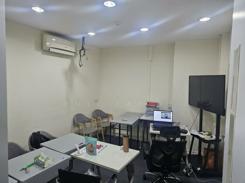 Goldhill Plaza, 1 Goldhill Plaza, 1,240 sqft, Office For Rent, by Yuli Tay YL, 25334108 - CommercialGuru.com.sg