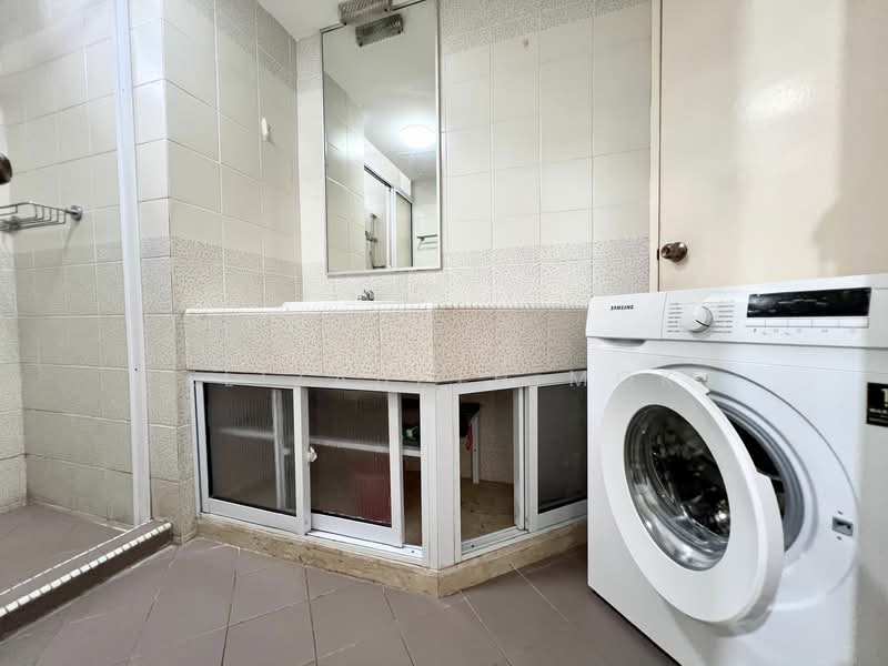 Mandarin Gardens, 5 Siglap Road, Room Rental, 300 sqft, Condominium For Rent, by Elizabeth Mok, 25335750 - Master - PropertyGuru.com.sg