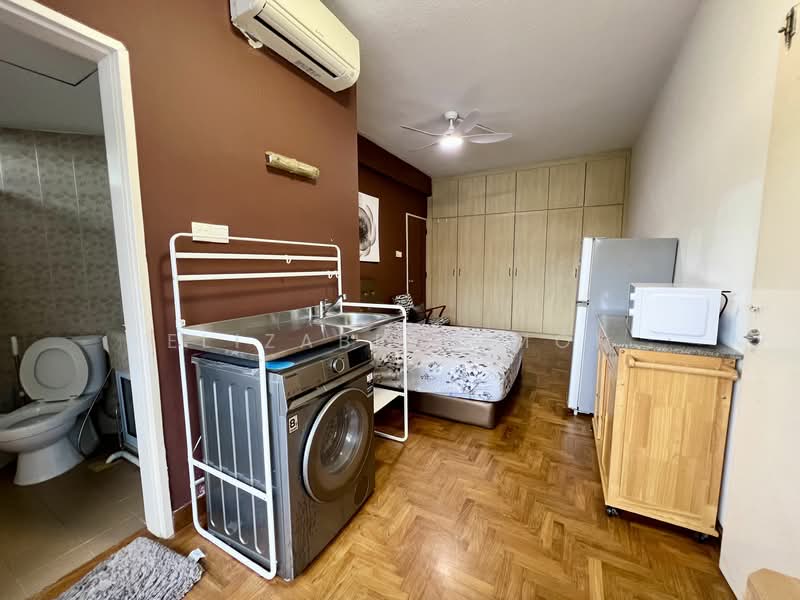 Mandarin Gardens, 5 Siglap Road, Room Rental, 300 sqft, Condominium For Rent, by Elizabeth Mok, 25335750 - PropertyGuru.com.sg