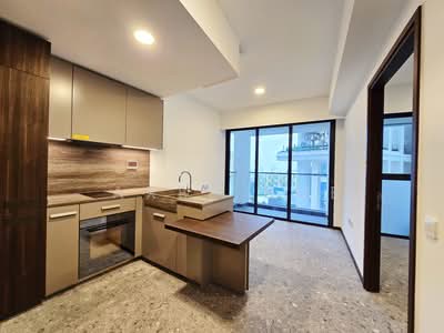 For Rent - One Pearl Bank