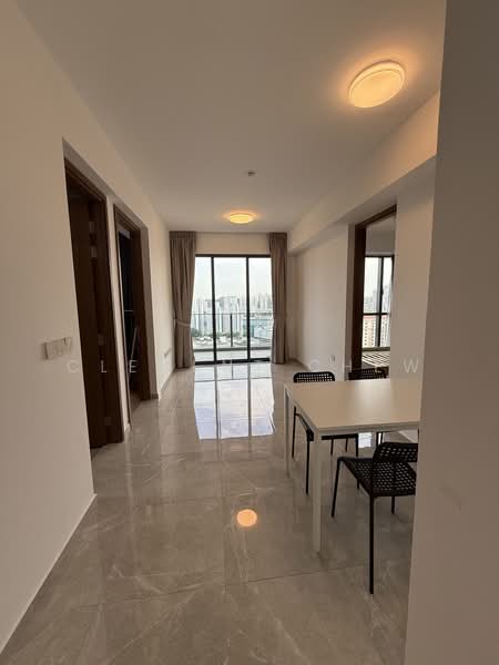 Stirling Residences, 21 Stirling Road, 2 Bedrooms, 678 sqft, Condominium For Rent, by Clement Chew, 25336600 - PropertyGuru.com.sg