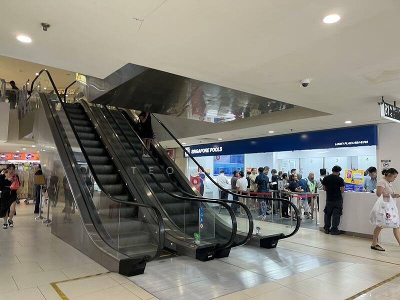 Lucky Plaza, 304 Orchard Road, 388 sqft, Mall Shop For Sale, by Teo Jeri, 25337745 - CommercialGuru.com.sg