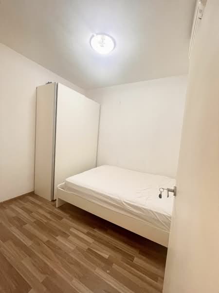 Novena Court, 2 Jalan Novena Barat, 1 Bedroom, 100 sqft, Apartment For Rent, by Ivy Lee, 25338275 - Big common room 2 - PropertyGuru.com.sg