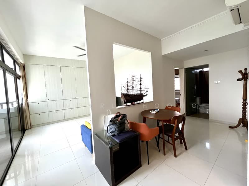 Mandarin Gardens, 5 Siglap Road, 2 Bedrooms, 829 sqft, Condominium For Rent, by Kimberly Hoong, 25338594 - PropertyGuru.com.sg