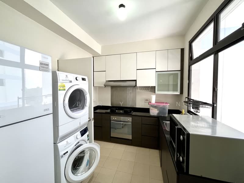 Mandarin Gardens, 5 Siglap Road, 2 Bedrooms, 829 sqft, Condominium For Rent, by Kimberly Hoong, 25338594 - PropertyGuru.com.sg
