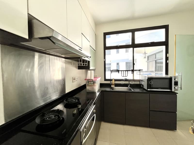 Mandarin Gardens, 5 Siglap Road, 2 Bedrooms, 829 sqft, Condominium For Rent, by Kimberly Hoong, 25338594 - PropertyGuru.com.sg