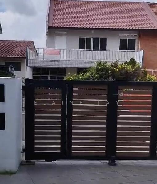 Surin Gardens, Surin Avenue, Room Rental, 130 sqft, Terraced House For