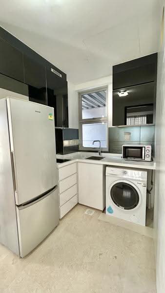 Zedge, 2 Akyab Road, Newton / Novena, 2 Bedrooms, 721 sqft, Condominium For Sale, by Hong Li, 25338820 - Kitchen - PropertyGuru.com.sg