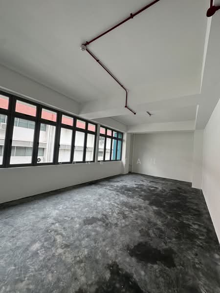 Kimly Industrial Building, 3 New Industrial Road, 1,302 sqft, Light Industrial (B1) For Rent, by Jane Tan, 25339040 - CommercialGuru.com.sg