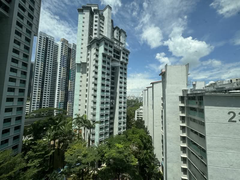 For Rent - 17 Dover Crescent