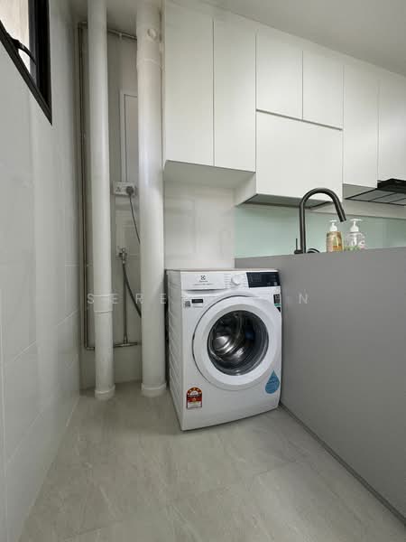 For Rent - 17 Dover Crescent