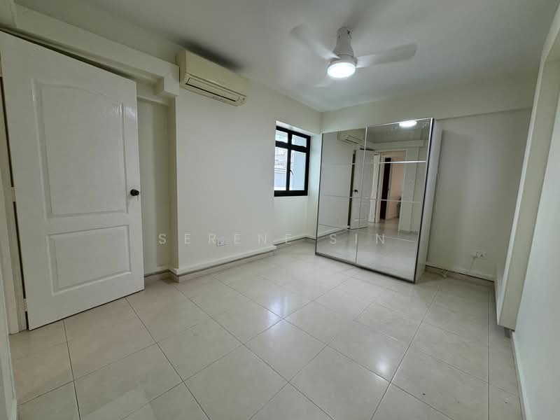 For Rent - 17 Dover Crescent