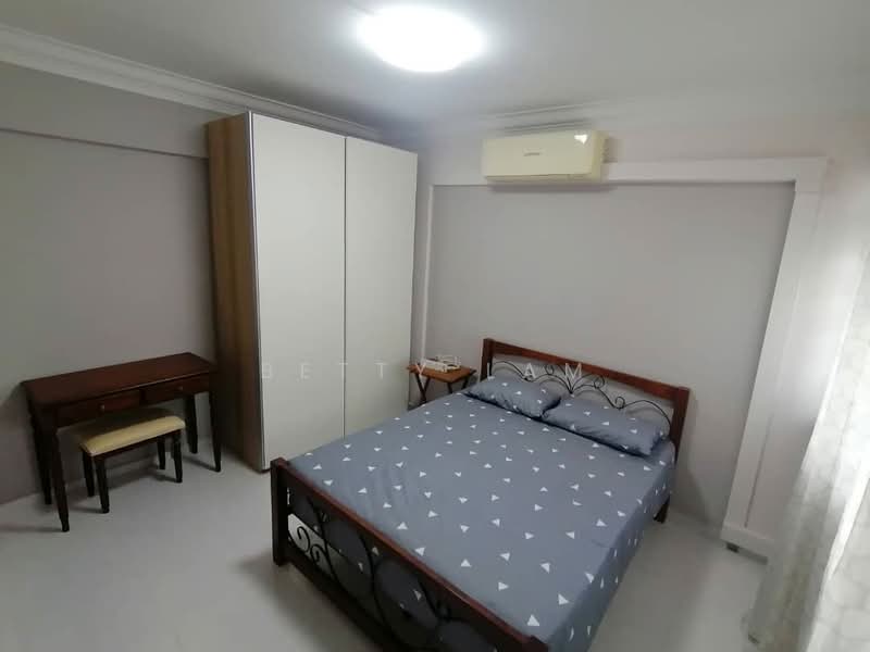 For Rent - 270 Toh Guan Road