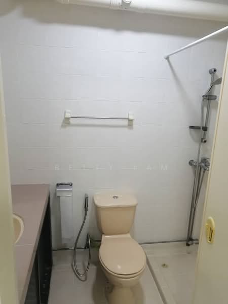 For Rent - 270 Toh Guan Road