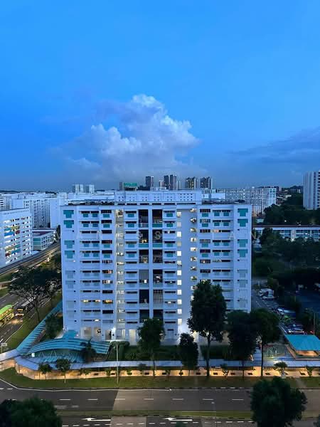 166 Gangsa Road, 166 Gangsa Road, 3 Bedrooms, 1,001 sqft, HDB Flat For Rent, by Vanessa Tan, 25339582 - PropertyGuru.com.sg