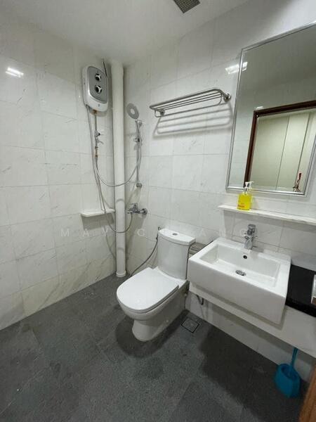 For Rent - Outram Loft