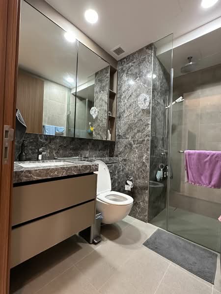 Stirling Residences, 21 Stirling Road, 2 Bedrooms, 657 sqft, Condominium For Rent, by Helen Herryanto, 25340660 - PropertyGuru.com.sg
