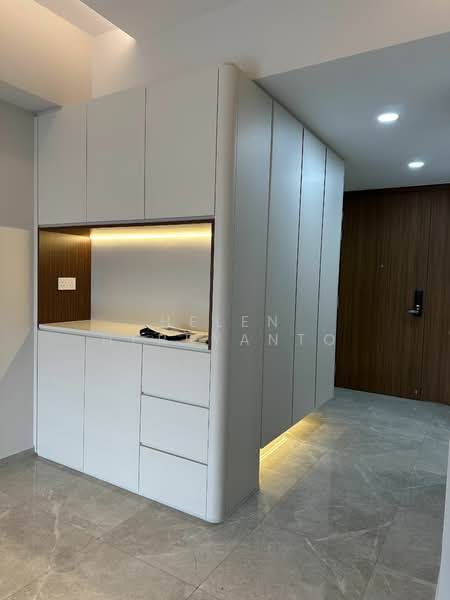 Stirling Residences, 21 Stirling Road, 2 Bedrooms, 657 sqft, Condominium For Rent, by Helen Herryanto, 25340660 - PropertyGuru.com.sg