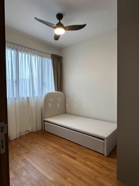 Stirling Residences, 21 Stirling Road, 2 Bedrooms, 657 sqft, Condominium For Rent, by Helen Herryanto, 25340660 - PropertyGuru.com.sg
