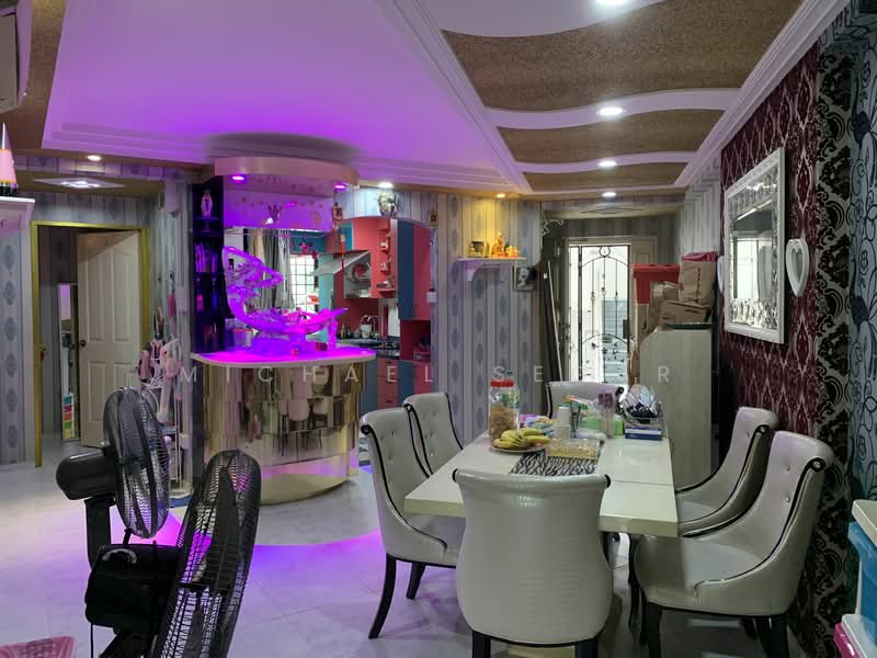 For Sale - 39 Cambridge Road