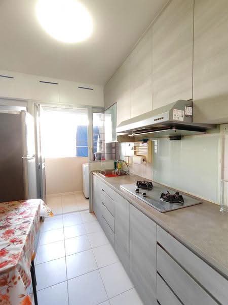 430C Fernvale Link, 430C Fernvale Link, Seletar / Yio Chu Kang, 2 Bedrooms, 721 sqft, HDB Flat For Rent, by Ashton Yong, 25341034 - PropertyGuru.com.sg