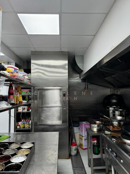 ⭐️Beautiful Restaurant at Chinatown for Rent ⭐️, Temple Street Pagoda Street Mosque Street Smith St, 2,100 sqft, Food & Beverage For Rent, by Charlene Puah, 25341317 - CommercialGuru.com.sg