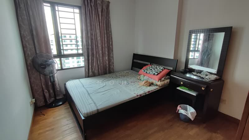 Woodsvale, 3 Woodlands Drive 72, 3 Bedrooms, 1,313 sqft, Condominium For Rent, by Zhou Li, 25341422 - PropertyGuru.com.sg